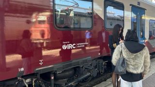 Circulă de azi pe ruta Bucureşti - Braşov: Cum arată primul tren electric Coradia Stream din România administrat de un operator privat