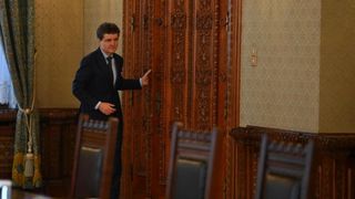 Cu ce mandat vor merge partidele la Cotroceni. PNL nu va face nicio propunere, AUR spune că ar fi "ridicol" să vină cu una
