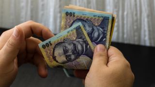 Salariile directorilor din companiile de stat. Guvernul a publicat lista: Unii au ajuns să c&acirc;știge și 100.000 de lei pe lună
