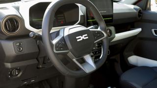 Dacia Striker, cel mai nou model anunțat de producătorul auto rom&acirc;n: &ldquo;Inspirat din anii &rsquo;80, numele sugerează forță&rdquo;