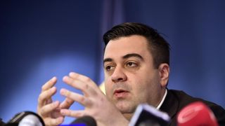 Filmul șpăgii de la RAR. Cum ar fi intervenit Răzvan Cuc pentru afacerist: „Era disperat”. Încă un nume din politică apare în dosar