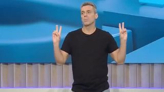 Mircea Badea despre plângerea la CNA pentru mutarea emisiunii „Insula iubirii” la o oră mai târzie: „M-am uitat să văd cine a dat bani”
