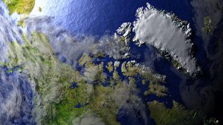Să bombardăm Arctica, să ridicăm un baraj &icirc;n Mediterană și să construim o a doua Lună. Cinci planuri nebunești de geoinginerie