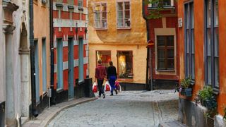 Suedia se pregătește pentru ce e mai rău. Cetățenii trebuie să &icirc;și facă stocuri de m&acirc;ncare, combustibil și bani cash