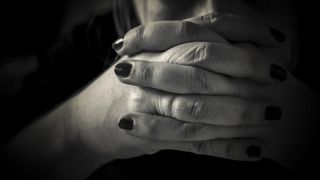 O femeie s-a căsătorit de 11 ori în 22 de ani și toți soții ei au murit. Acum a făcut o mărturisire tulburătoare