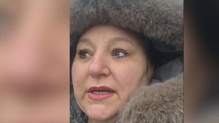 Spectacol grotesc cu Diana Șoșoacă la pomana porcului: &bdquo;Domnule Simion, uitați scroafa&rdquo;. Lidera SOS &icirc;l atacă și pe Călin Georgescu