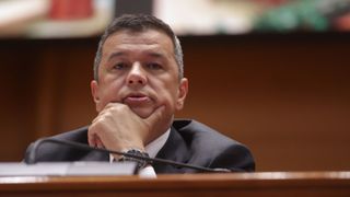 Culisele puterii. Florin Negruțiu: &bdquo;Sistemul s-a reunit și caută un patron. Sorin Grindeanu fuge de austeritate&rdquo;