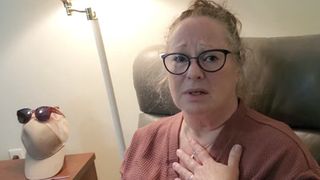 Ce a pățit o femeie după ce a trecut printr-un AVC: "Acum sunt tratată ca o imigrantă. Situația &icirc;mi fr&acirc;nge inima"