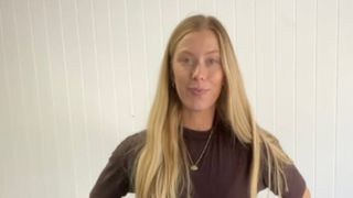 Face bani din gunoaiele altora. Cum reușește o t&acirc;nără să c&acirc;știge mii de dolari pe lună datorită unui hobby