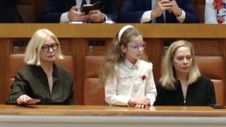 Ce pasiune are fiica lui Nicușor Dan. Președintele, declarații rare despre Aheea: &bdquo;I se pare mai interesant&rdquo;