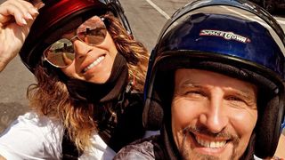 Anca Țurcașiu și iubitul petrec două luni &icirc;n Thailanda și scapă de facturile mari din Rom&acirc;nia. C&acirc;t &icirc;i costă m&acirc;ncarea și cazarea