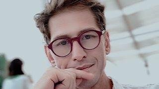 Mircea Solcanu, de la celebritate la perioade &icirc;n care trăia cu 50 de lei pe săptăm&acirc;nă. Ce face astăzi și ce venituri are fostul prezentator tv