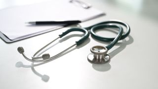 Ce se știe despre medicul rezident găsit mort la Floreasca. T&acirc;nărul era căsătorit, avea doi copii și o carieră promițătoare: &bdquo;Era un om minunat&rdquo;