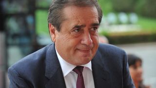 Ioan Niculae se &icirc;nsoară la 71 de ani. Cu ce se ocupă femeia care-i devine soție la vară, care e cu 21 de ani mai t&acirc;nără dec&acirc;t el