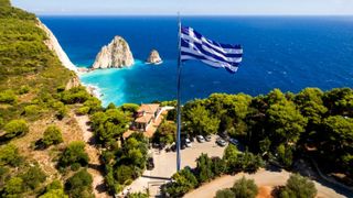 Șoferii români, amendați cu 8.000 de EURO în Grecia! Mare atenție în concediu!