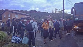 50 de rom&acirc;ni plecați la muncă &icirc;n Franța s-au rătăcit &icirc;ntr-un sat de l&acirc;ngă Lyon