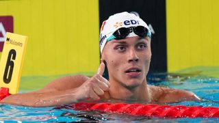 El este REGELE probei. David Popovici a c&acirc;știgat medalia de aur și la 200 m liber la CE fiind ne&icirc;nvins din 2023