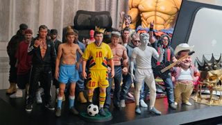 Băsescu, ca Popeye și Ceaușescu, ca personaj de joc din GTA. Suceveanul care &icirc;mbină tehnologia cu pasiunea pentru figurine: &bdquo;Merităm să avem propriile noastre figurine 3D autohtone&rdquo;