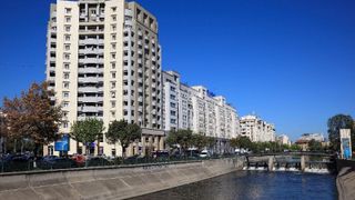 C&acirc;t costă o locuință &icirc;n Rom&acirc;nia: de la recordul istoric din Cluj-Napoca la paradoxul Reșiței și decalajele uriașe din Capitală