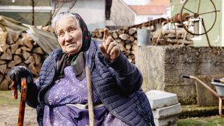 EXCLUSIV LIBERTATEA Mama lui Ilie Bolojan, către fiul ei premier: &bdquo;Ai crescut dintr-un păm&acirc;nt puternic! Fă ce știi că trebuie făcut!&rdquo;