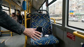 &Icirc;nchisoare cu executare pentru un bărbat care &bdquo;și-a făcut cadou&rdquo; un iPhone 15 Pro găsit &icirc;ntr-un autobuz STB: &bdquo;Trebuie sancționat aspru&rdquo;