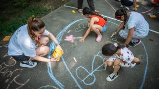 Iarina Taban, fondatoarea Ajungem Mari, cel mai important program educațional dedicat copiilor instituționalizați din Rom&acirc;nia: &bdquo;Voluntarii noștri nu schimbă vieți printr-un gest spectaculos, ci prin faptul că revin&rdquo;
