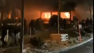 Un bancher a intrat &icirc;n infernul din Crans-Montana și a scos zece copii, după un telefon de la fiica sa: &bdquo;Nu m-am g&acirc;ndit la fum, la durere, la moarte&rdquo;