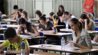 Aproape 15.000 de elevi au dispărut de pe listele de la Evaluarea Națională 2026. Generația care a trecut prin pandemie și 9 miniștri &icirc;n 9 ani