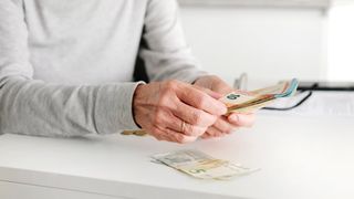 C&acirc;t primești la pensie după 5 ani de muncă &icirc;n Germania: suma &icirc;i va surprinde pe mulți rom&acirc;ni