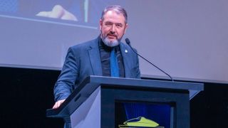 Sorin Costreie, consilier prezidențial pentru educație: &bdquo;E aberant ca timpul petrecut de elevi la școală pentru a &icirc;nvăța și a face temele să fie mai mare dec&acirc;t timpul de lucru al părinților&rdquo;