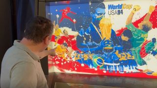 Libertatea a vizitat Muzeul FIFA de la Zurich. De la ghetele lui Pele, la mănușile care l-au &icirc;ngenuncheat pe Mbappe