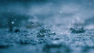 Lista de localități lovite de fenomene meteo extreme. Avertizări nowcasting ANM de cod roșu și portocaliu
