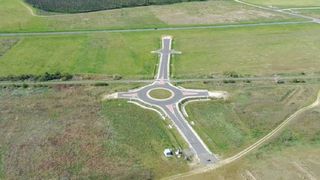 Giratoriul de 1,3 milioane de euro care nu duce nicăieri și turnul de observare care are sub un metru &icirc;nălțime: proiectele eșuate ale lui Viktor Orban