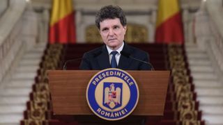 Nicușor Dan convoacă de urgență parlamentarii la Cotroceni. Sondaj: ce variante credeți că ar fi potrivite pentru formarea unui nou guvern?