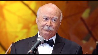 Tudor Gheorghe a leșinat &icirc;n camera hotelului Moldova din Iași, s-a lovit la cap și a ajuns de urgență la spital