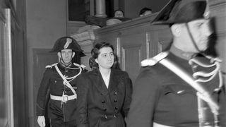 Cazul &bdquo;Maria Popescu&rdquo;. Gafele din anchetă şi teoria erorii judiciare din dosarul rom&acirc;ncei condamnate la &icirc;nchisoare pe viaţă, pentru două crime şi o tentativă de omor