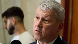 Polițiștii, răspuns dur pentru șeful Cătălin Predoiu: „Dacă România ar avea zece oameni ca el, probabil că nu ar mai rămâne nimeni să stingă lumina”