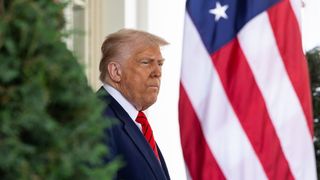 Donald Trump revine &icirc;n forță și anunță o nouă taxă globală de 10%: &bdquo;Va obține chiar mai multe venituri&rdquo;