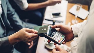 Mesajul afișat de un supermarket german care i-a enervat pe unii clienți: evitați să plătiți cu bani cash, &bdquo;chiar și sume mici&rdquo;