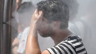 Cod galben de caniculă &icirc;n aproape toată Rom&acirc;nia! Zonele unde se vor &icirc;nregistra 35 de grade la umbră