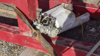 Un nou fragment de dronă a fost descoperit pe plajă la Costinești. Zona a fost blocată de autorități, turiștii nu au mai avut acces la dig