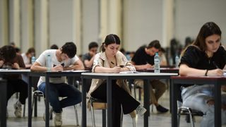 Bacalaureat 2026, Limba rom&acirc;nă. Ce ar fi trebuit să scrie elevii la eseu. O profesoară explică rezolvarea subiectelor pentru o notă de 10