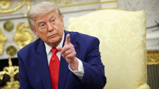 Donald Trump nu mai atacă Iranul și solicită un acord &bdquo;rapid&rdquo; privind Str&acirc;mtoarea Ormuz. Mesajele contradictorii trimise de Teheran