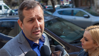 Deputatul condamnat &icirc;n dosarul ANRP &icirc;și cere șpaga &icirc;napoi. Theodor Nicolescu vrea de la stat 6,2 milioane de lei, consider&acirc;nd confiscarea o &bdquo;eroare judiciară&rdquo;