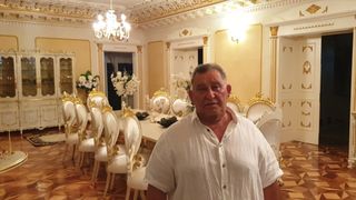 Clanul Momiță trebuie să elibereze Palatul Loga 52. Judecător: ocupanții n-au măcar un act &bdquo;care să justifice folosința imobilului&rdquo;