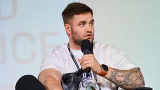 Magnatul cripto a fost găsit &icirc;mpușcat &icirc;n cap &icirc;n Lamborghiniul său de lux, la Kiev: &bdquo;Pierderi de milioane&rdquo;