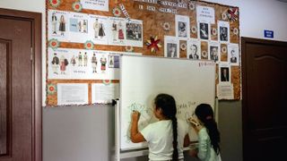 Cum pot recupera copiii romi decalajul educațional atunci c&acirc;nd primesc sprijin structurat. Studiul, publicat &icirc;ntr-o revistă de top mondial