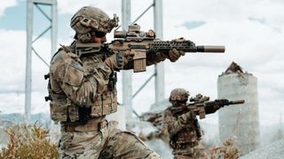 Giganții mondiali din industria apărării care se bat pentru dotarea Armatei Rom&acirc;ne. Contract &icirc;n valoare de 440 de milioane de dolari