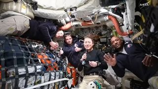 Capsula Orion a misiunii Artemis 2 va intra &icirc;n atmosfera Păm&acirc;ntului cu o viteză de aproximativ 40.000 km/h: C&acirc;nd are loc amerizarea