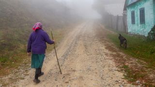 Tabelul complet al pensiilor din 2026. Ce vechime și la ce v&acirc;rstă se vor pensiona femeile născute &icirc;ntre 1970 și 1975